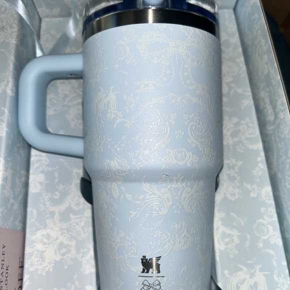 Stanley x LoveShackFancy 20oz Toile Alpine Blue Tumbler - Picture 2 of 6